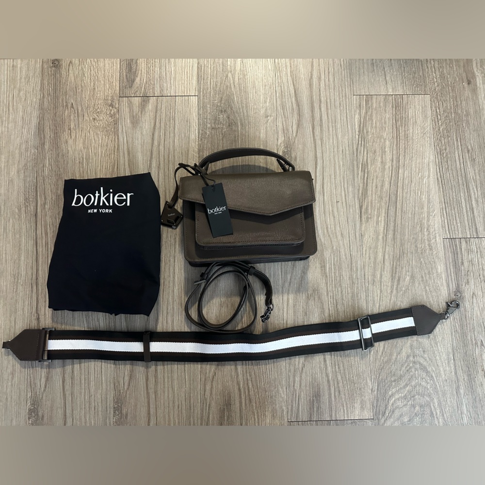 NWT Botkier Cobble Hill Crossbody in Chocolate